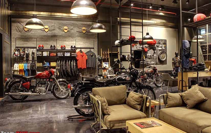 Old Car & Bike Dealership Business Interior Design Ideas